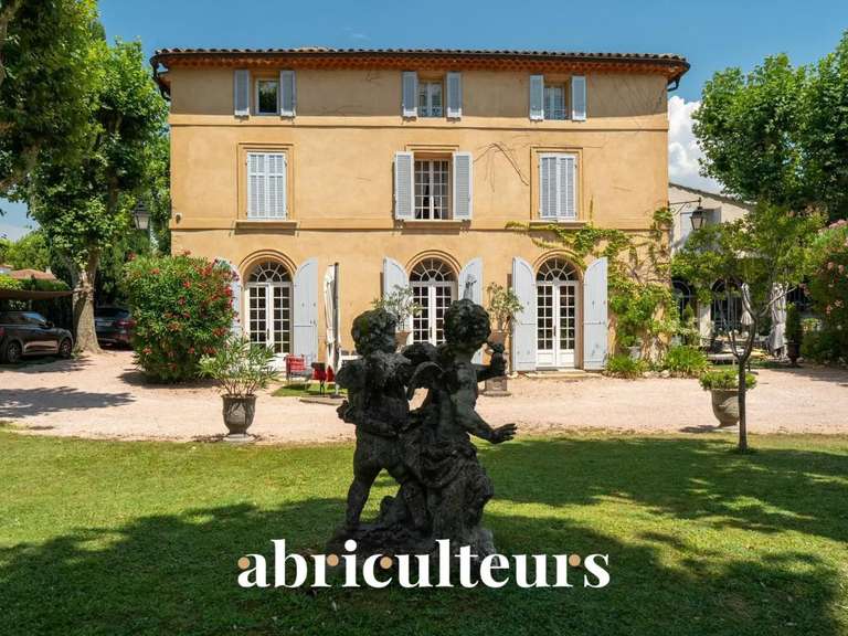 House Bouc-Bel-Air - 6 bedrooms - 495m²