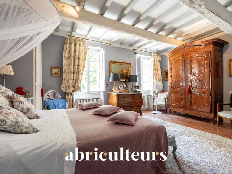 Maison Bouc-Bel-Air - 6 chambres - 495m²
