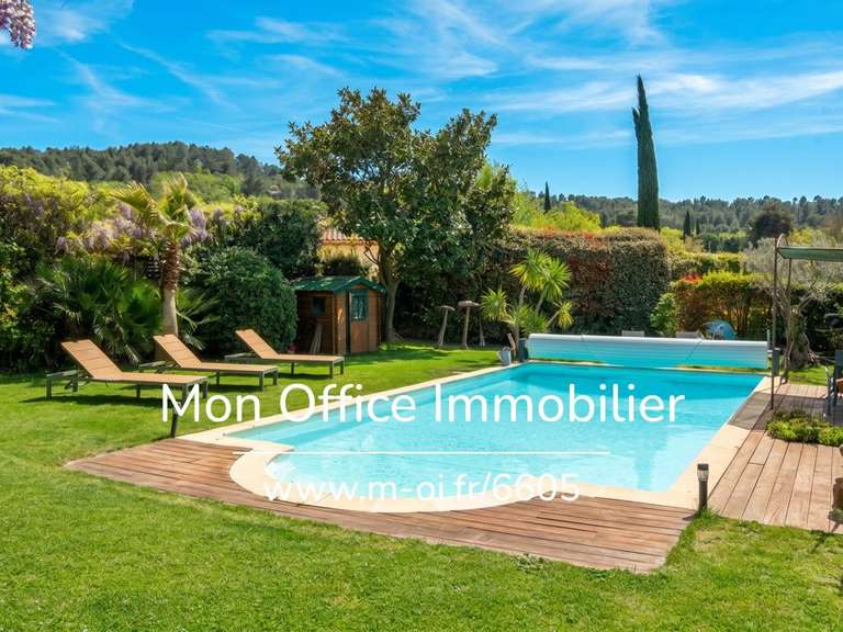 Maison Bouc-Bel-Air - 5 chambres - 211m²