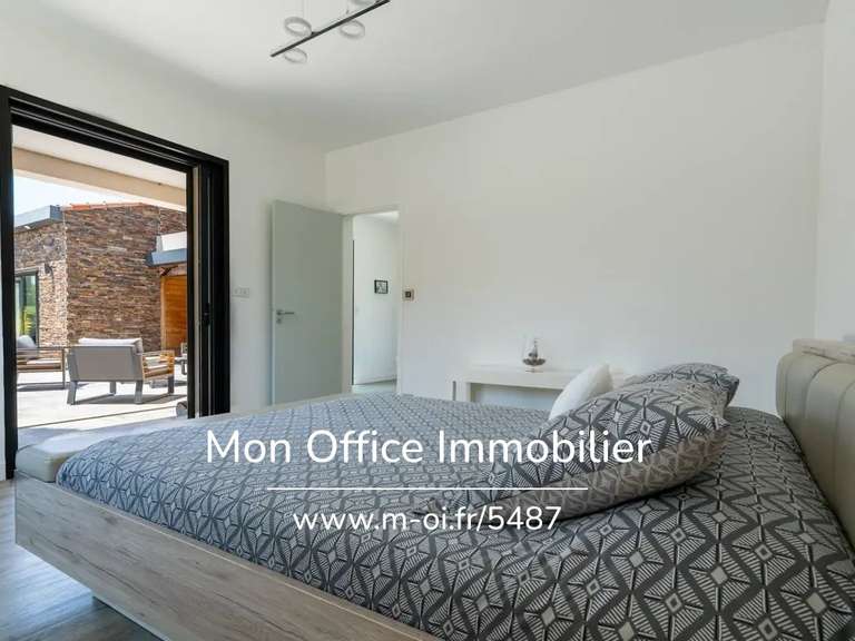 House Bouc-Bel-Air - 4 bedrooms - 170m²