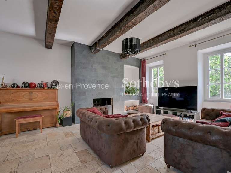 Maison Bouc-Bel-Air - 5 chambres - 200m²