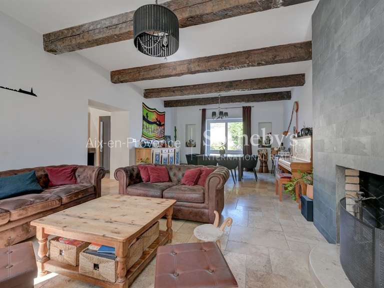 Maison Bouc-Bel-Air - 5 chambres - 200m²