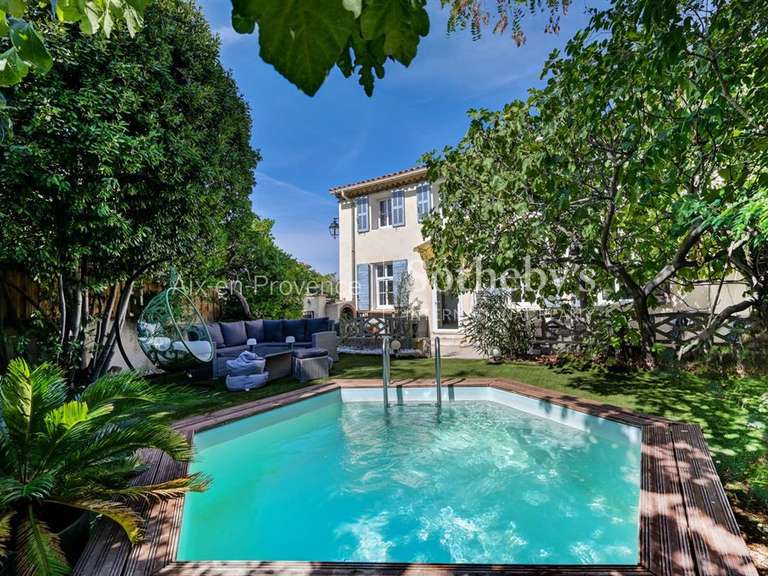 Maison Bouc-Bel-Air - 5 chambres - 200m²