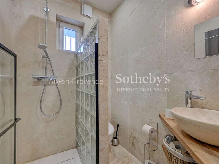 Maison Bouc-Bel-Air - 5 chambres - 200m²
