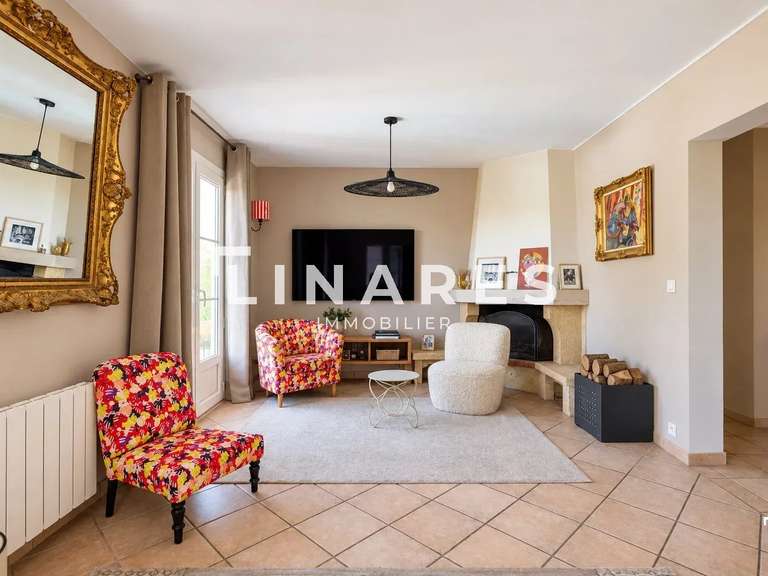 Maison Bouc-Bel-Air - 4 chambres - 161m²