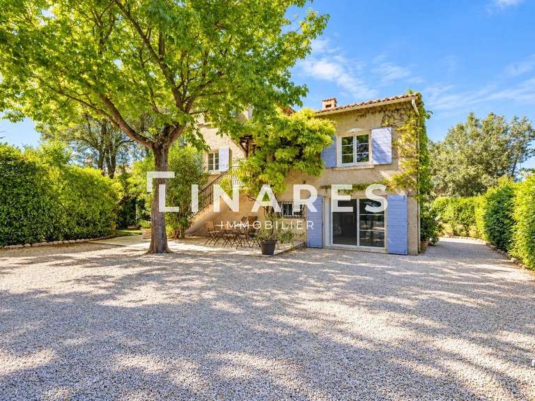 Maison Bouc-Bel-Air - 4 chambres - 161m²