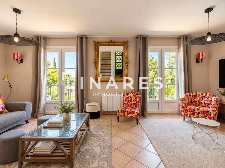 Maison Bouc-Bel-Air - 4 chambres - 161m²