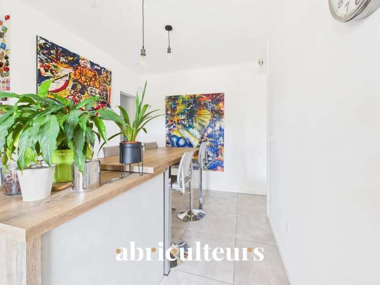 Maison Bouc-Bel-Air - 5 chambres - 190m²