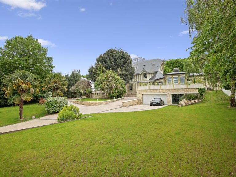 Maison Bougival - 6 chambres - 660m²