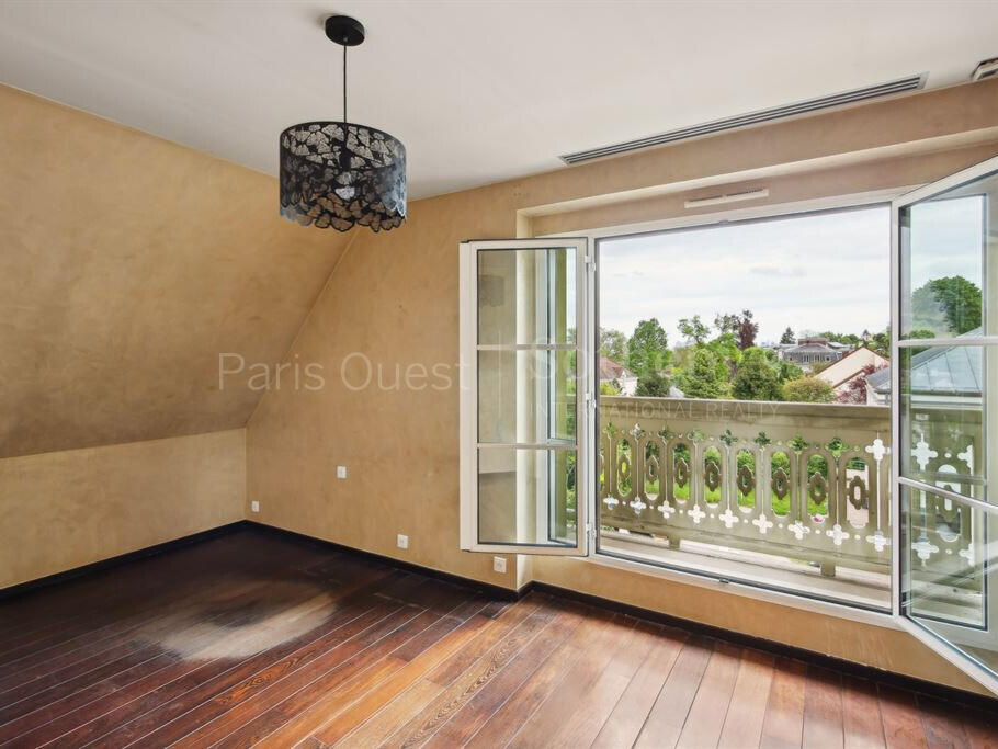 House Bougival