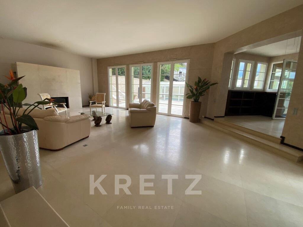 House Bougival
