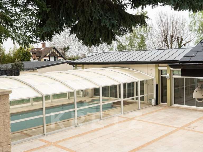 Maison Bougival - 9 chambres - 851m²