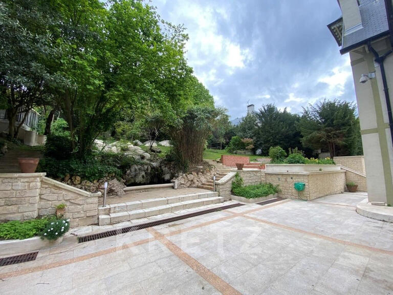 Maison Bougival - 9 chambres - 850m²
