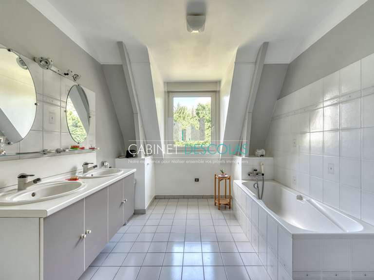 Maison Bougival - 5 chambres - 252m²