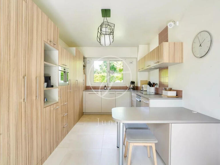 Maison Bougival - 4 chambres - 218m²