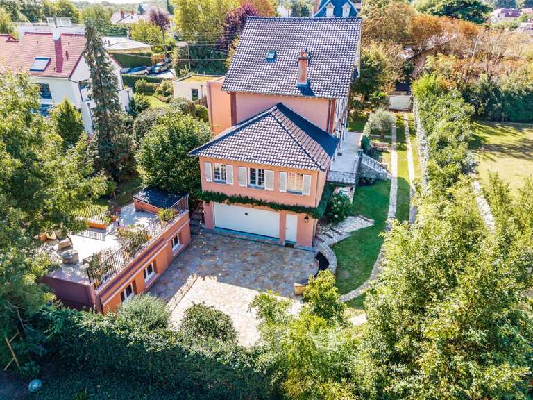 Maison Bougival - 7 chambres - 307m²