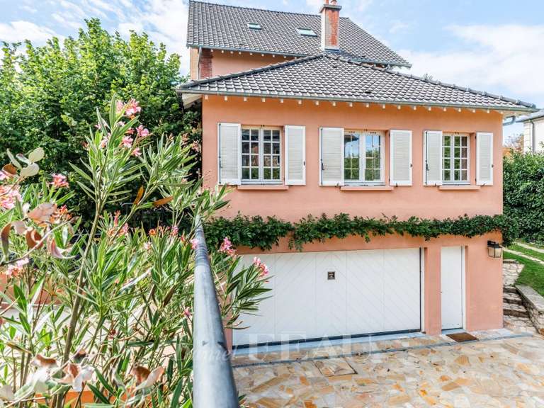 Maison Bougival - 7 chambres - 307m²