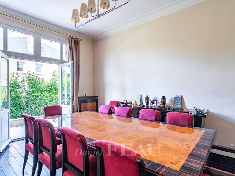 Maison Bougival - 7 chambres - 307m²