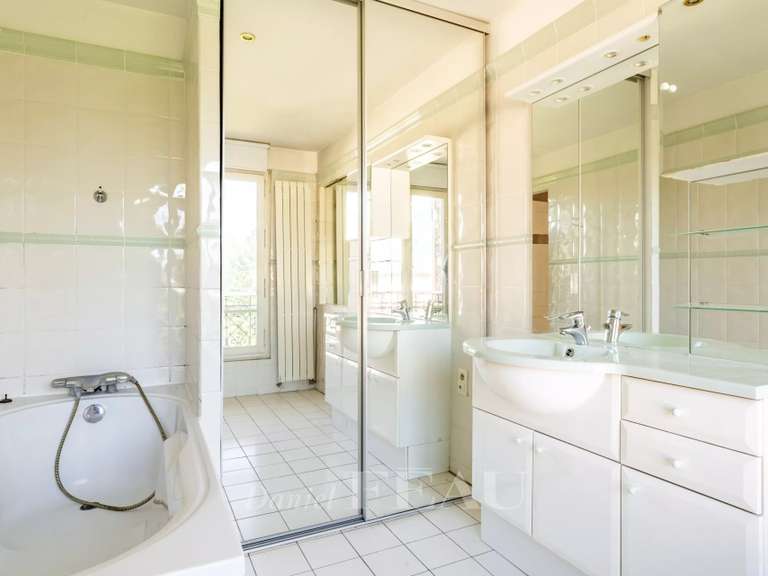 Maison Bougival - 7 chambres - 307m²