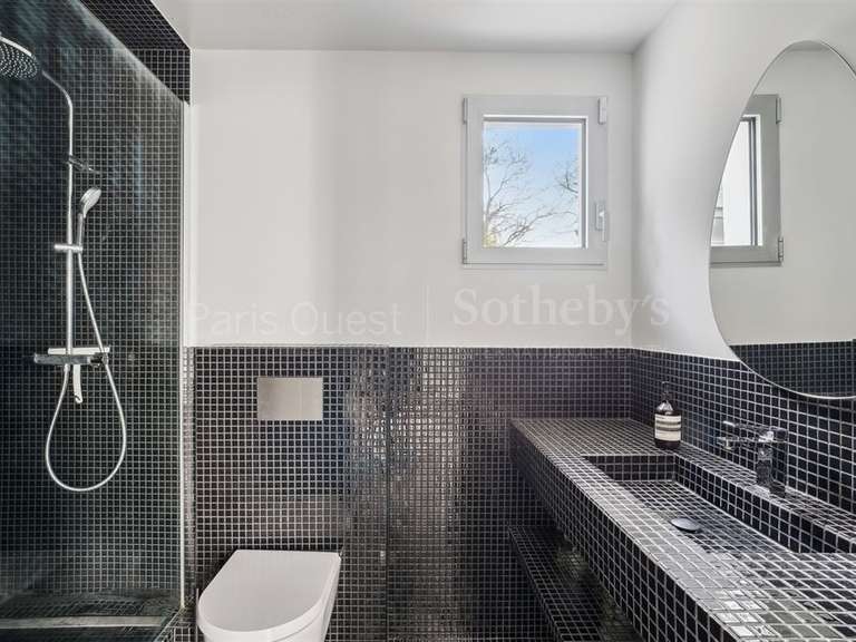 House Bougival - 4 bedrooms - 220m²