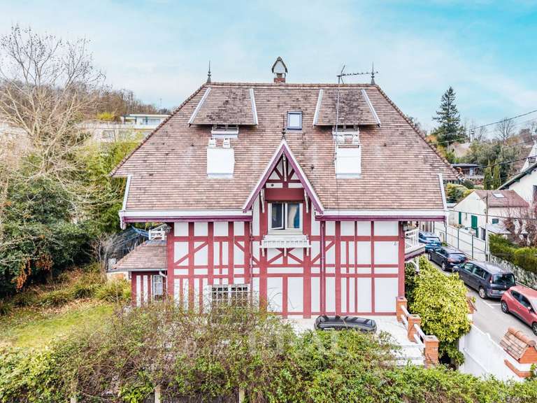 Maison Bougival - 5 chambres - 185m²