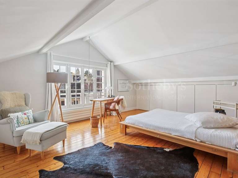 Maison Bougival - 4 chambres - 222m²