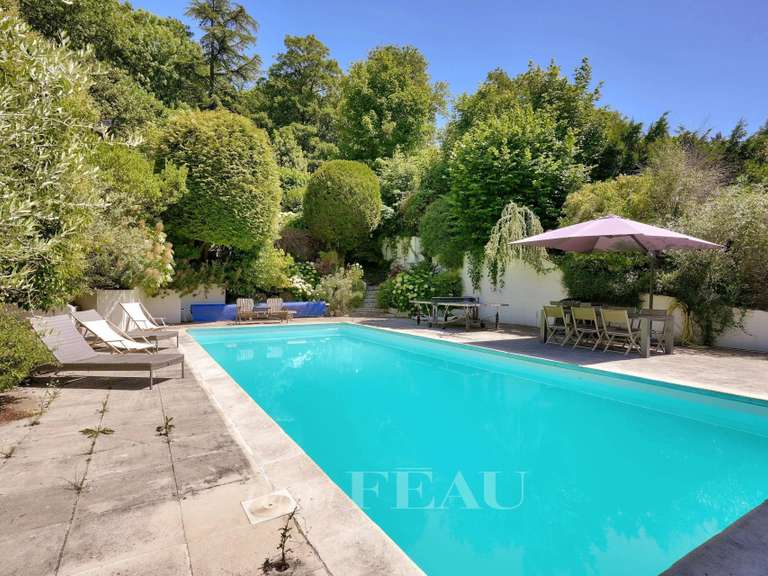 Maison Bougival - 5 chambres - 246m²