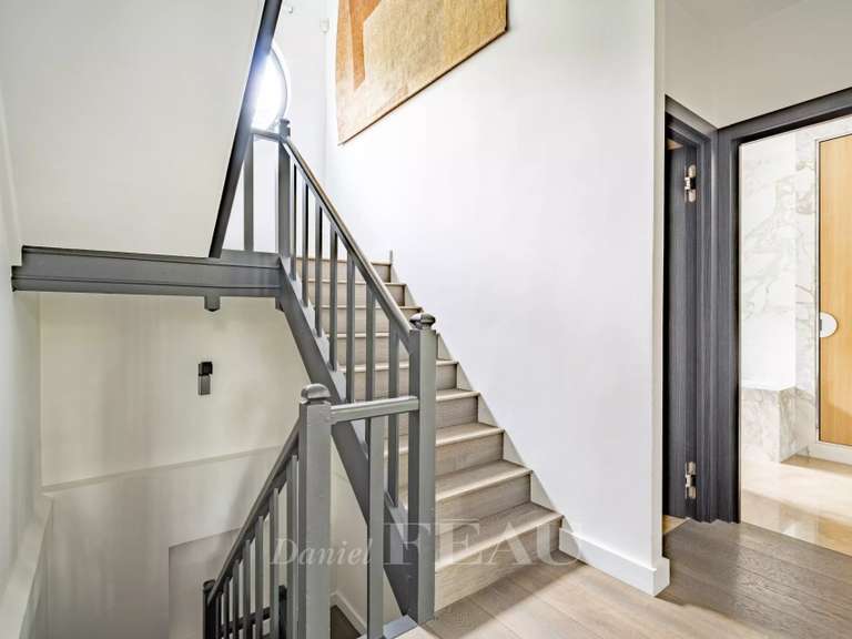 Maison Bougival - 5 chambres - 246m²
