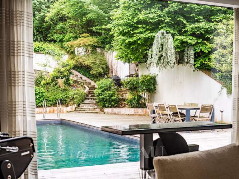 Maison Bougival - 5 chambres - 246m²