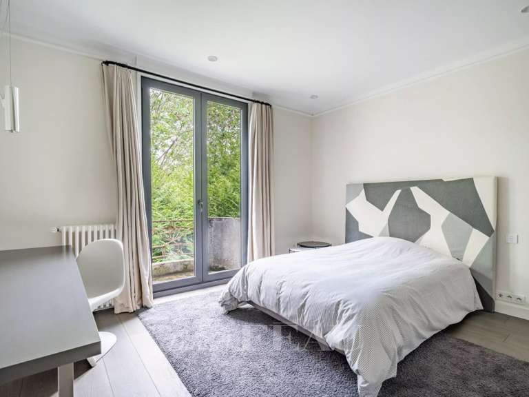 Maison Bougival - 5 chambres - 246m²