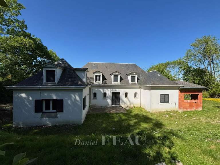 Maison Bougival - 5 chambres - 588m²