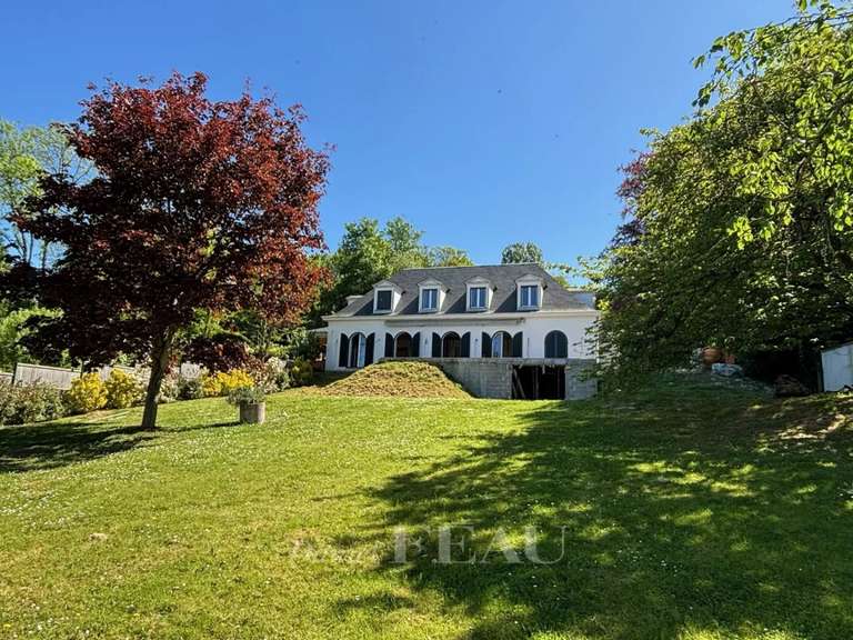 Maison Bougival - 5 chambres - 588m²