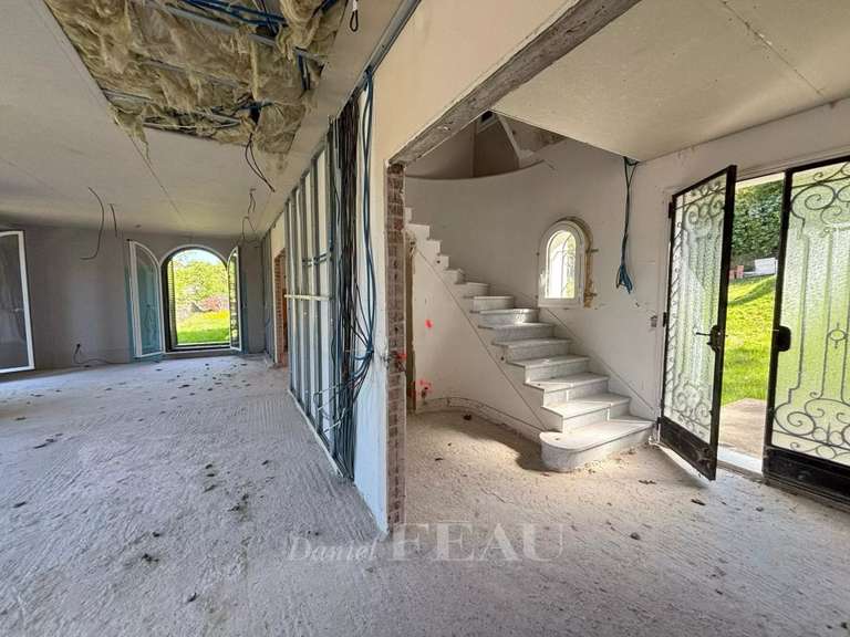 Maison Bougival - 5 chambres - 588m²