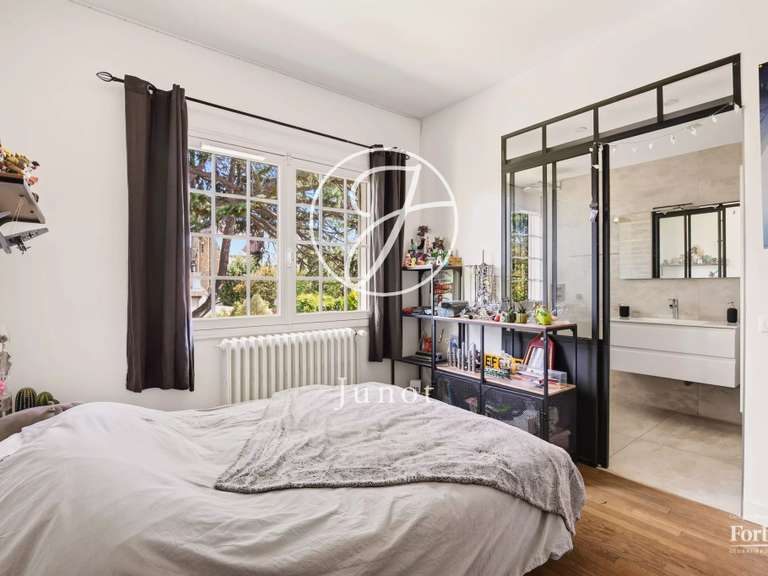 Maison Bougival - 4 chambres - 311m²