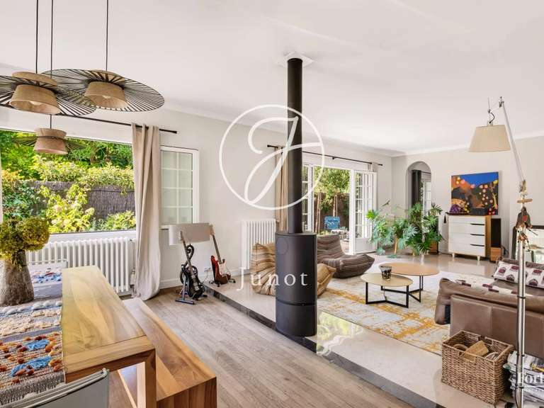 Maison Bougival - 4 chambres - 311m²