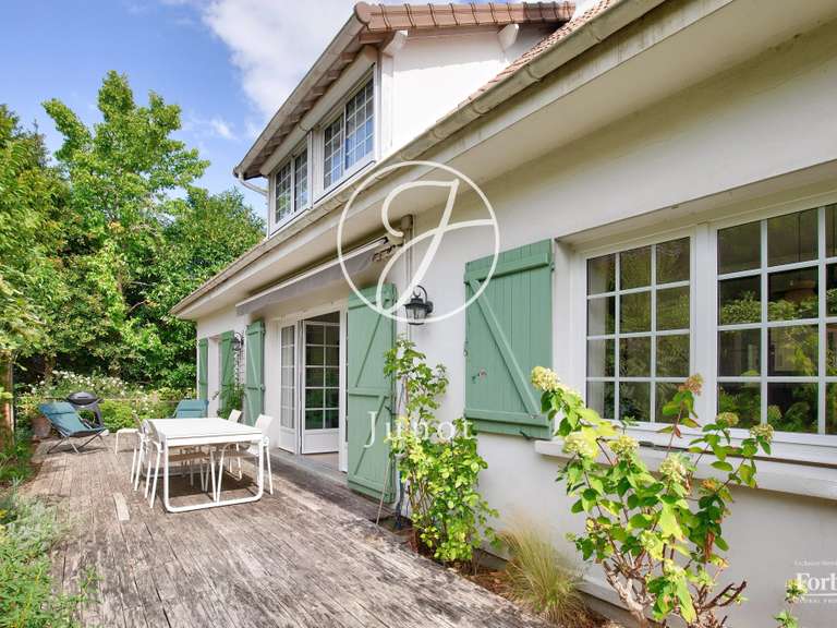 Maison Bougival - 4 chambres - 311m²