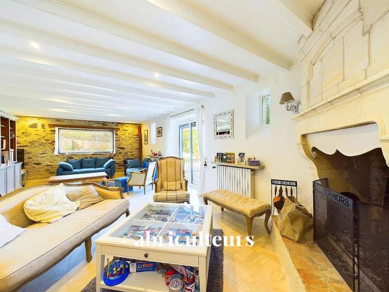 Maison Bouguenais - 4 chambres - 220m²