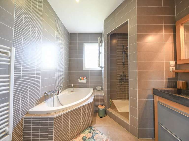 Villa Bouillargues - 3 chambres - 180m²