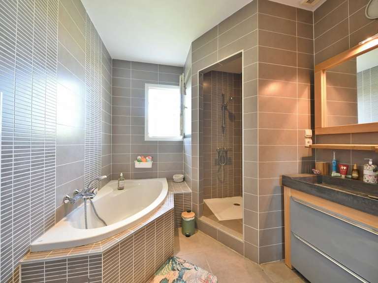 Villa Bouillargues - 3 chambres - 180m²