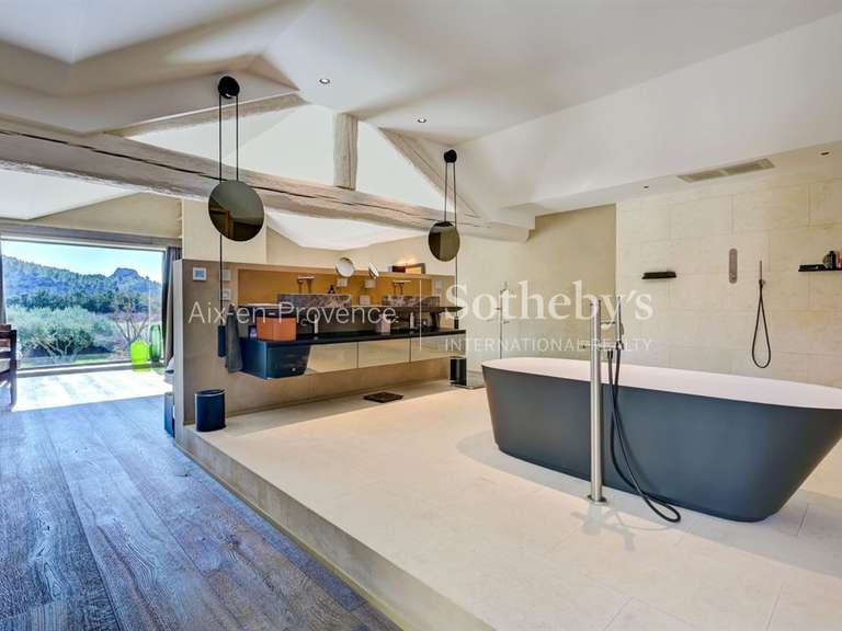 House Boulbon - 4 bedrooms - 400m²