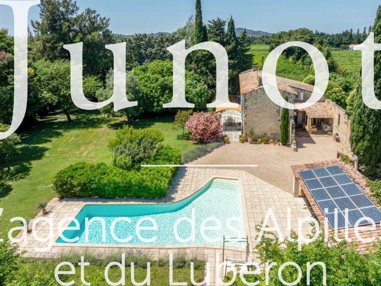 House Boulbon - 5 bedrooms - 230m²