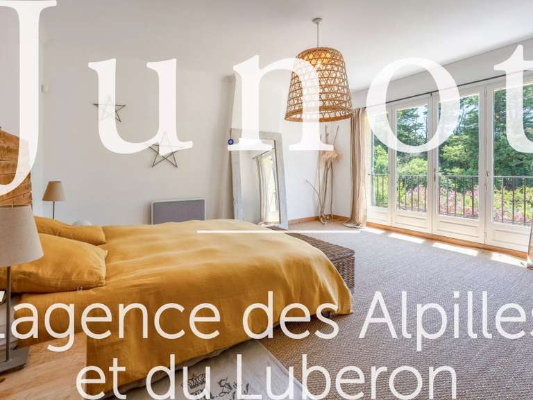 House Boulbon - 5 bedrooms - 230m²