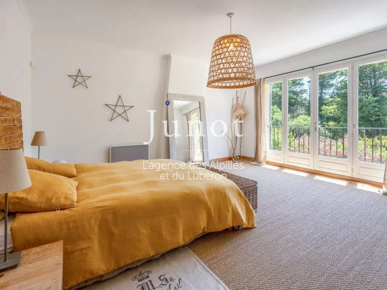 Maison Boulbon - 5 chambres - 230m²