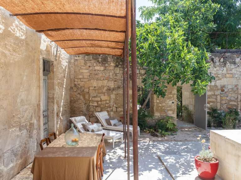 Propriété Boulbon - 11 chambres - 1160m²