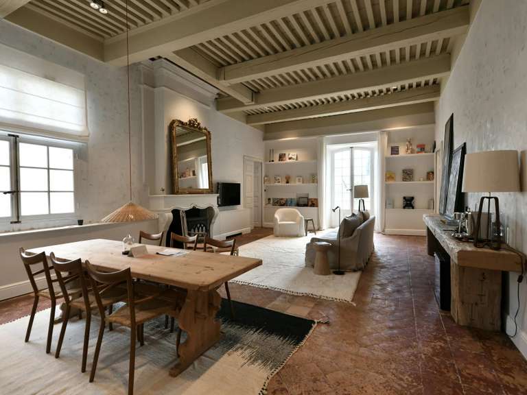 Propriété Boulbon - 11 chambres - 1160m²