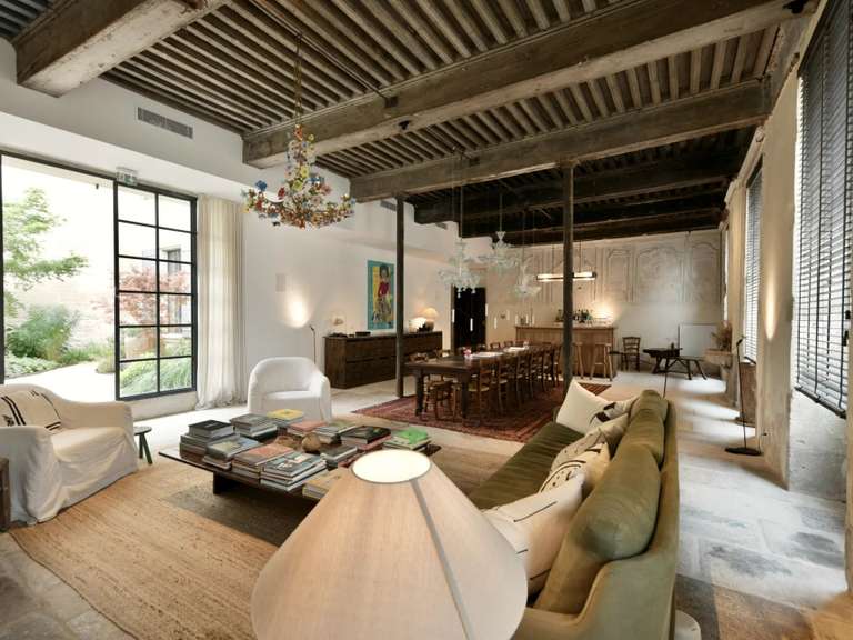 Propriété Boulbon - 11 chambres - 1160m²