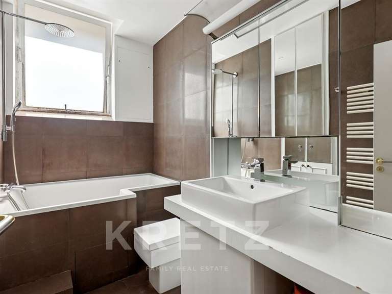 Appartement Boulogne-Billancourt - 3 chambres - 133m²