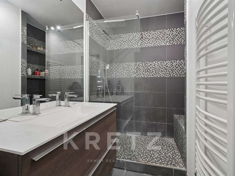 Apartment Boulogne-Billancourt - 3 bedrooms - 126m²