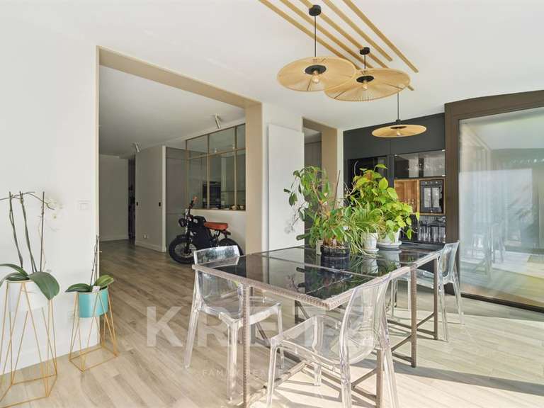 Apartment Boulogne-Billancourt - 3 bedrooms - 126m²