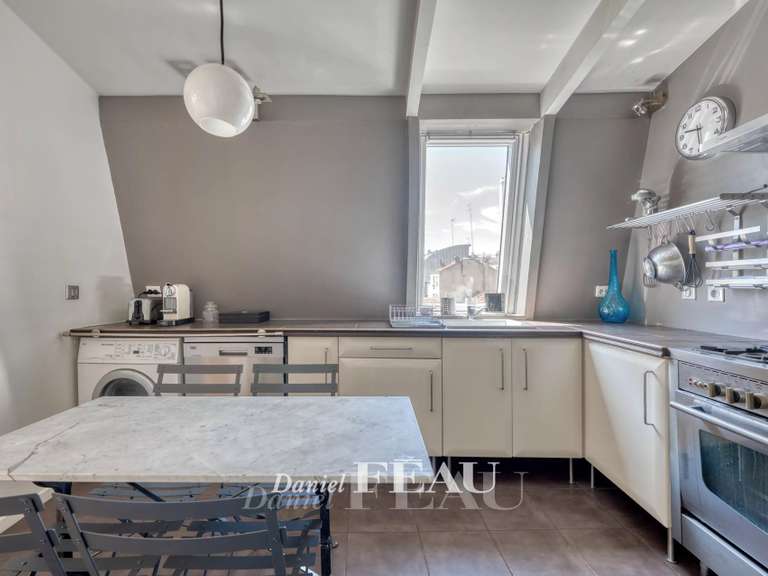 Apartment Boulogne-Billancourt - 3 bedrooms - 139m²